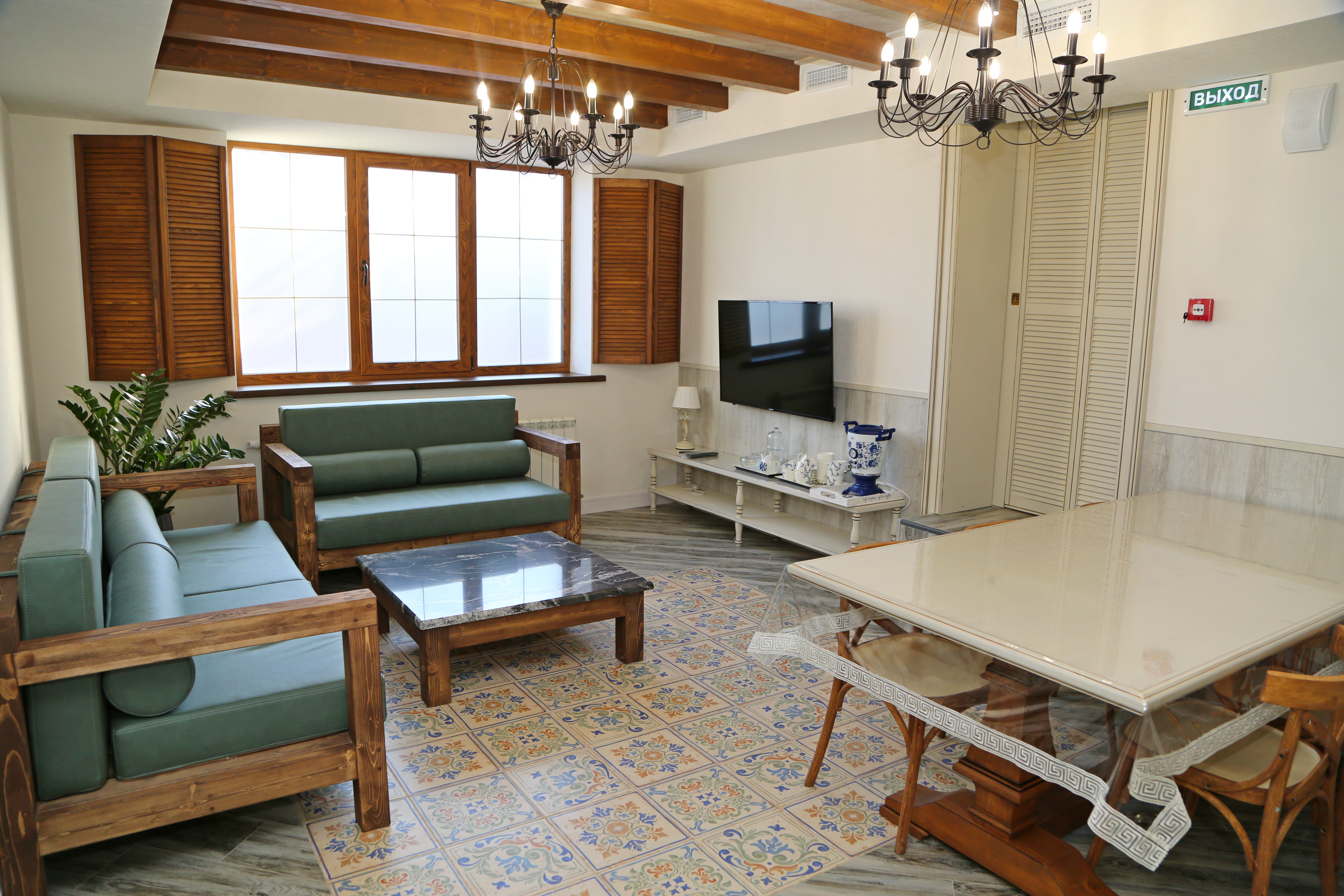 Фото Ле Мон