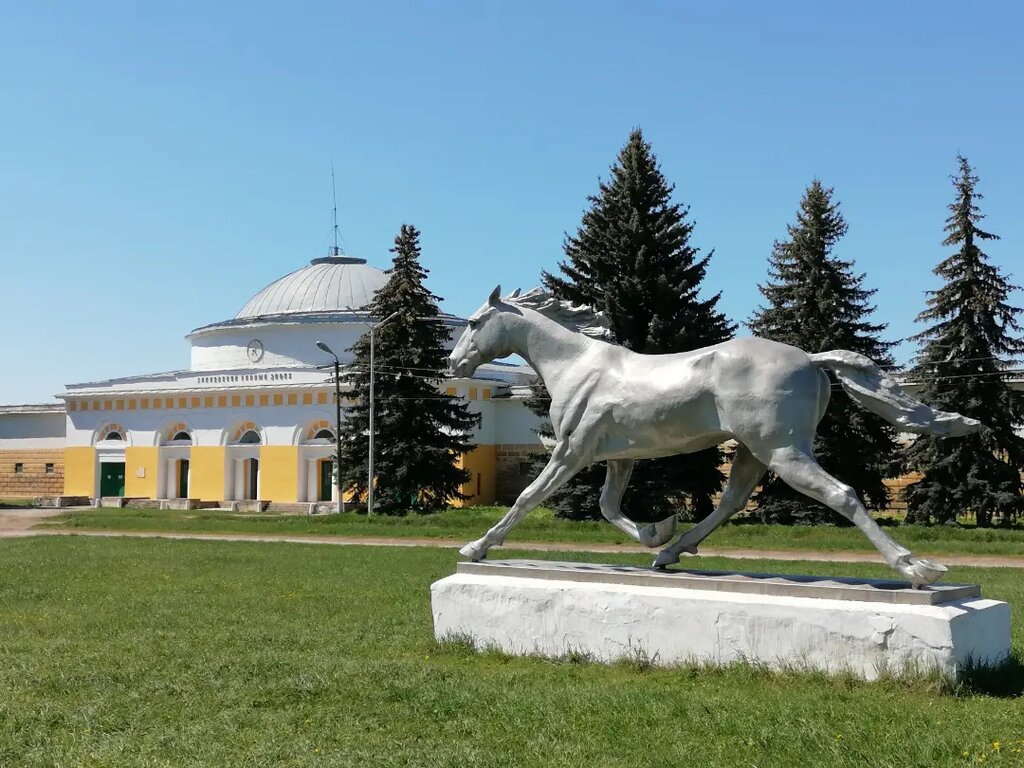 Diqqətəlayiq yer Khrenovskoy konny zavod, Voronej vilayəti, foto