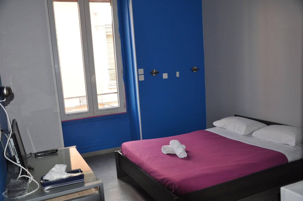 Фото отеля 2