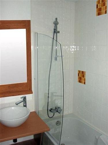 Фото Vacancéole – Le Domaine du Château – La Rochelle/Île de Ré