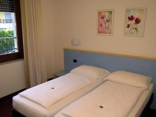 Фото Hotel Villa Claudia