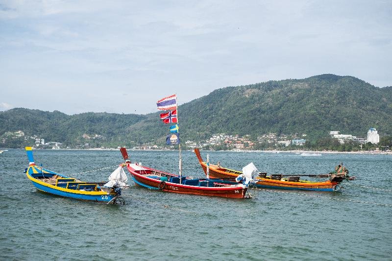 Фото Liv Hotel Phuket Patong Beachfront