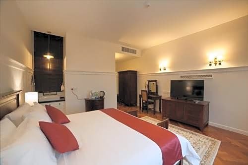 Фото The Chambers