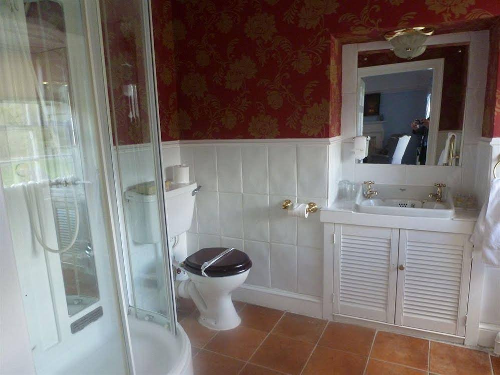 Фото Shieldhill Castle Hotel