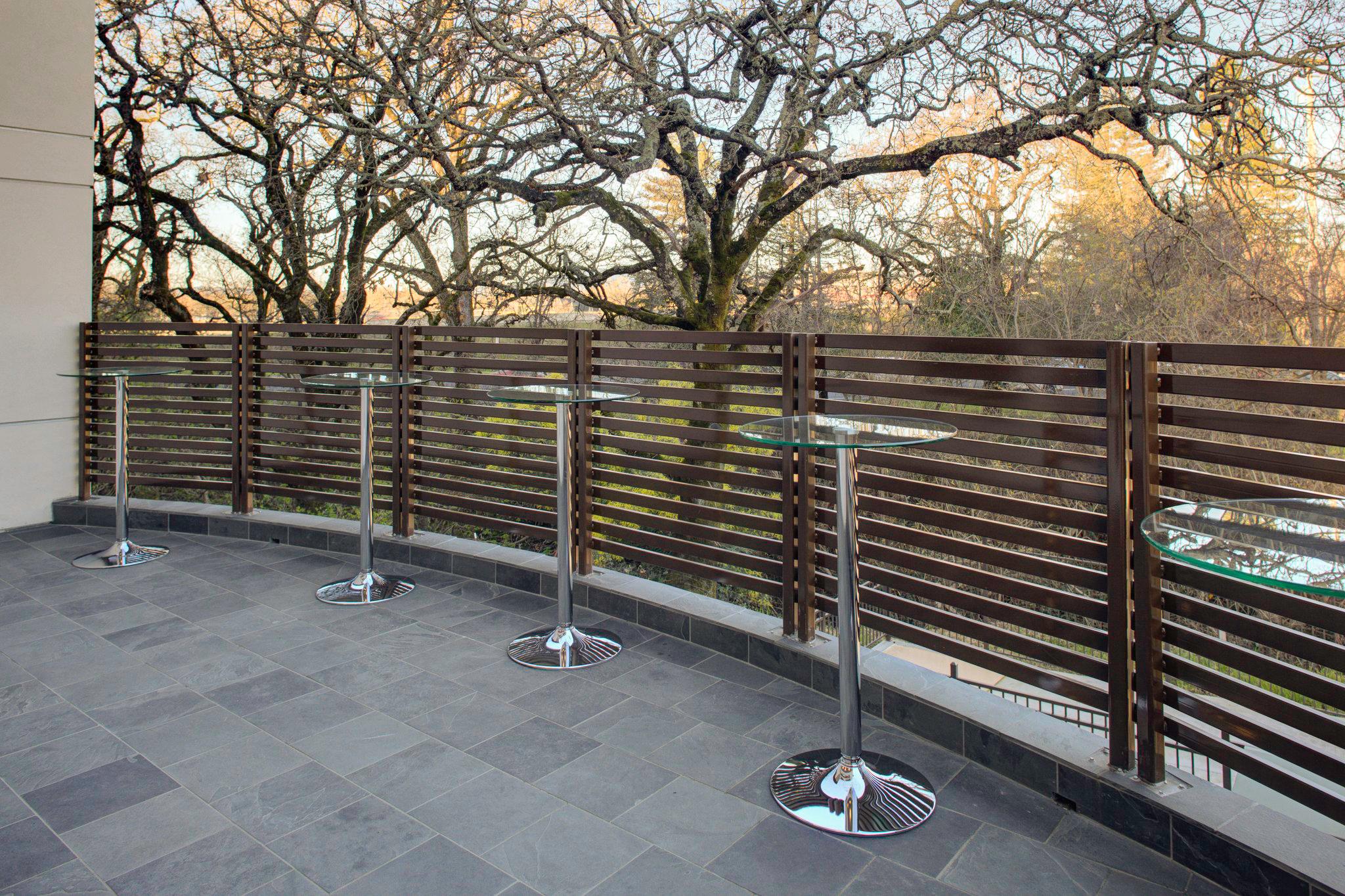 Фото Holiday Inn Windsor Wine Country, an Ihg Hotel