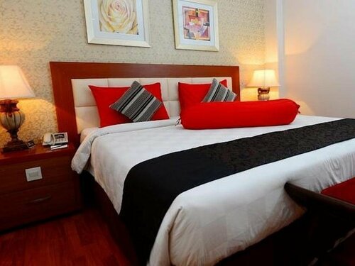 Гостиница Hotel Scarlet Makassar