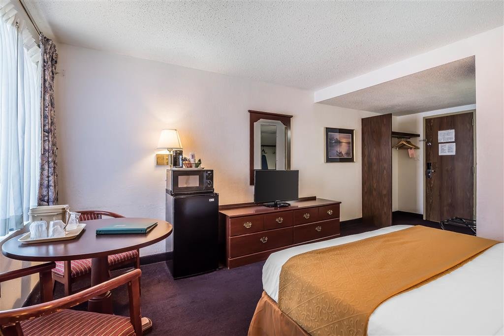 Фото Quality Inn & Suites Albany Airport