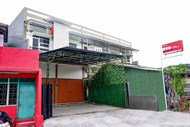Гостиница Oyo 93095 New Puspa Residence в Семаранге