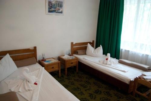 Фото Hotel Capitol