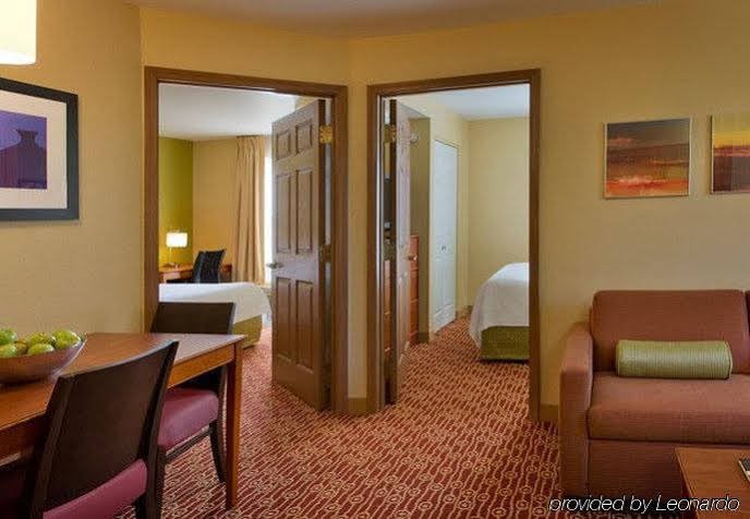 Фото MainStay Suites Middleburg Heights Cleveland Airport