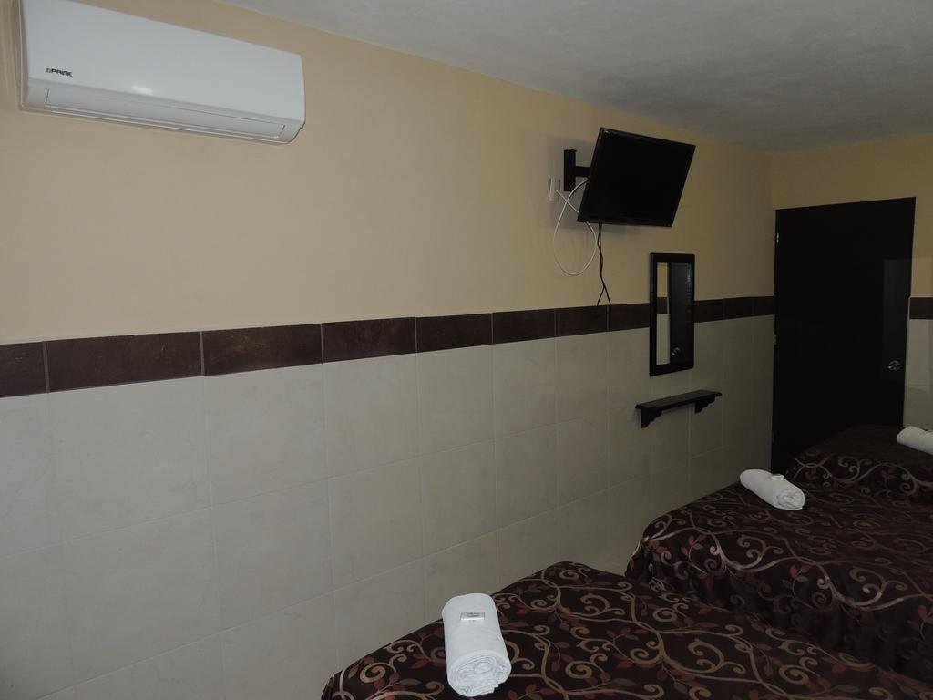 Фото Hotel Hacienda Canada Rica 2