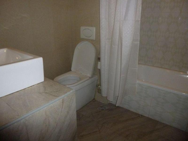 Фото Warri Wetland Hotel