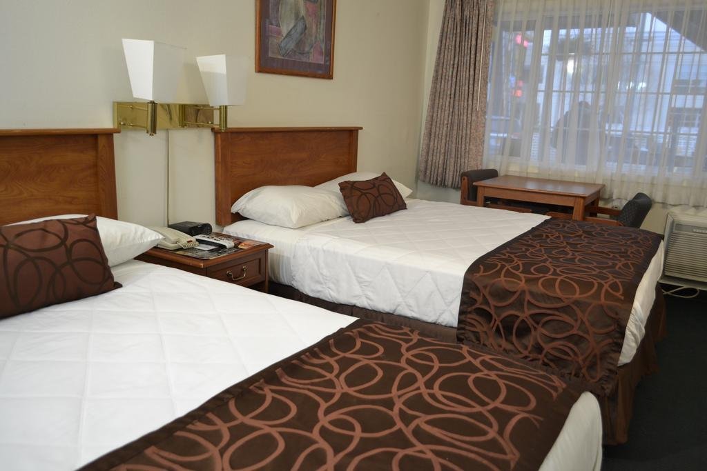 Фото Palms Motel