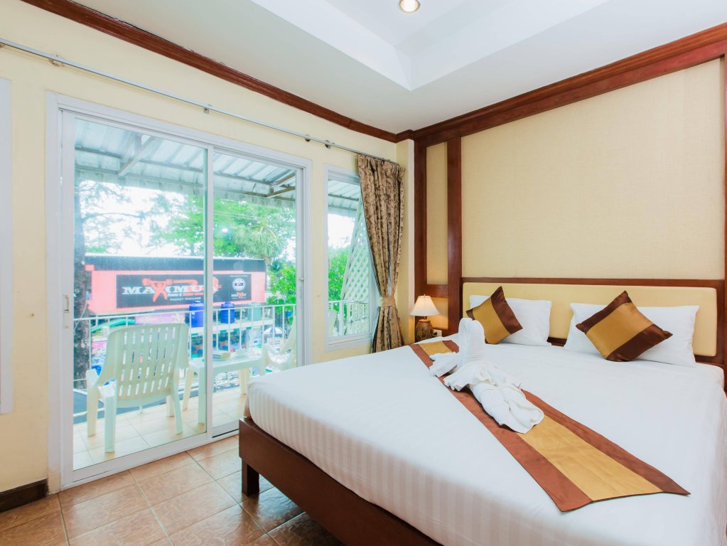 Фото Kokotel Phuket Patong