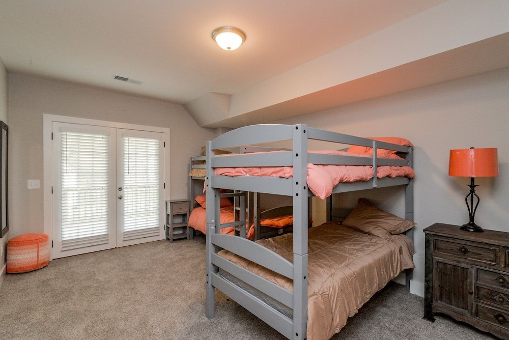 Фото Kline Ave Nashville Home Unit B - 3 Br Condo