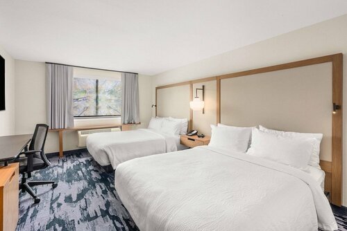 Гостиница Fairfield Inn & Suites by Marriott Seattle Downtown/Seattle Center в Сиэтле