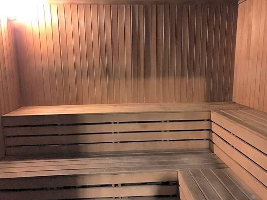 Фото Swiss Garden Residence by Urban Suites