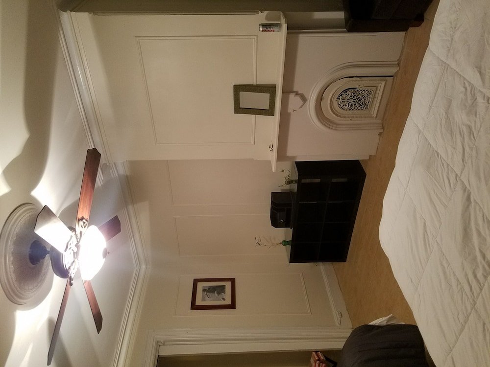 Фото 15 Mins to Times Sq & World Trade Center