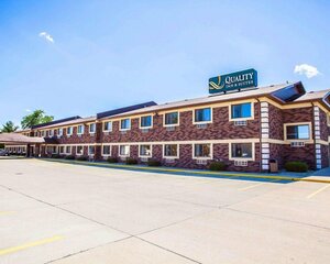 Гостиница Quality Inn & Suites