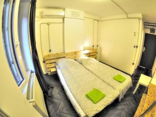 Фото Swanky Mint hostel