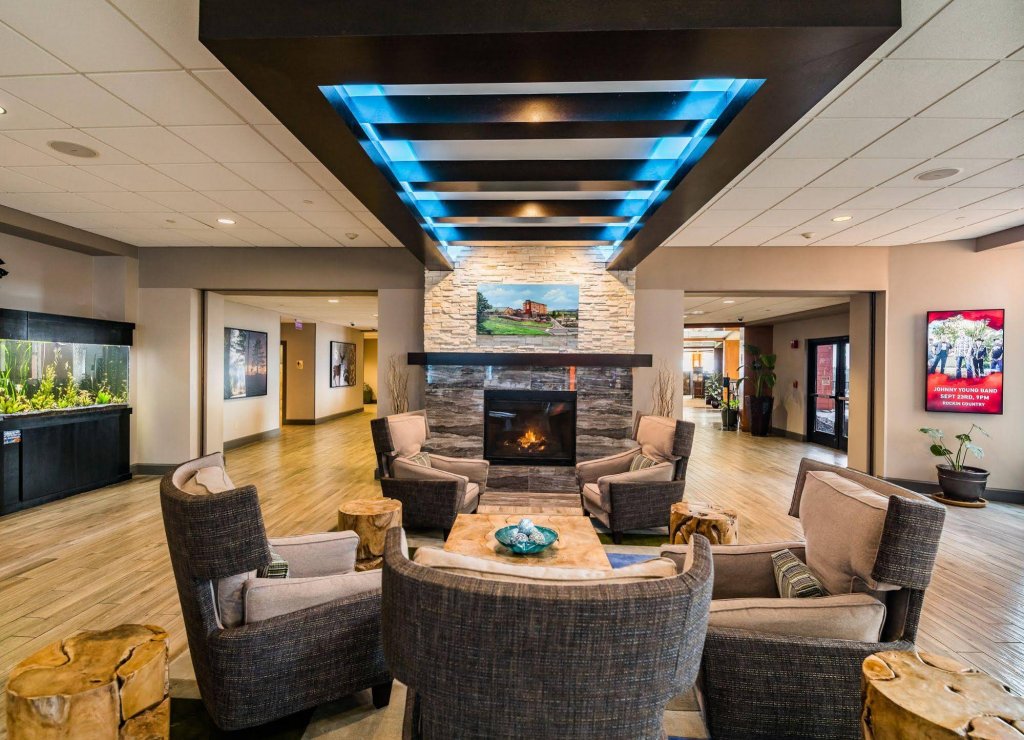 Фото 83733978426