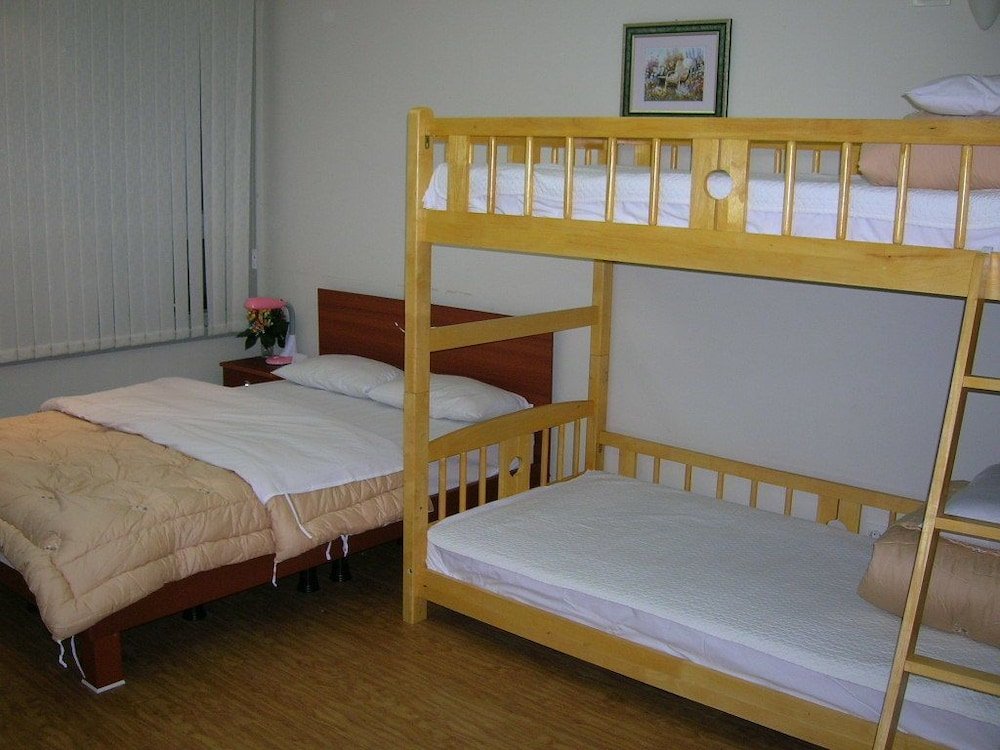 Фото New Airport Guesthouse