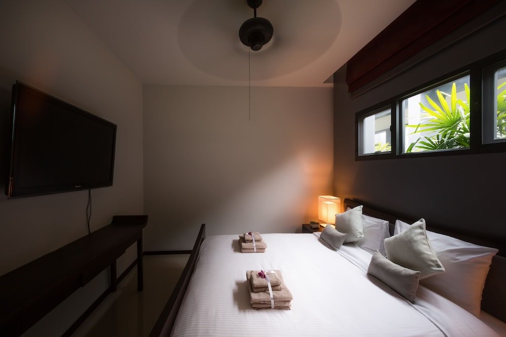 Фото Villa Haeata: Kokyang style Nai Harn Beach