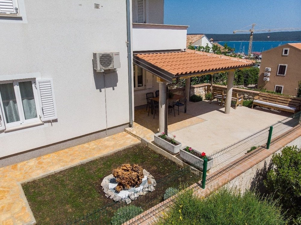 Фото Villa Mirta