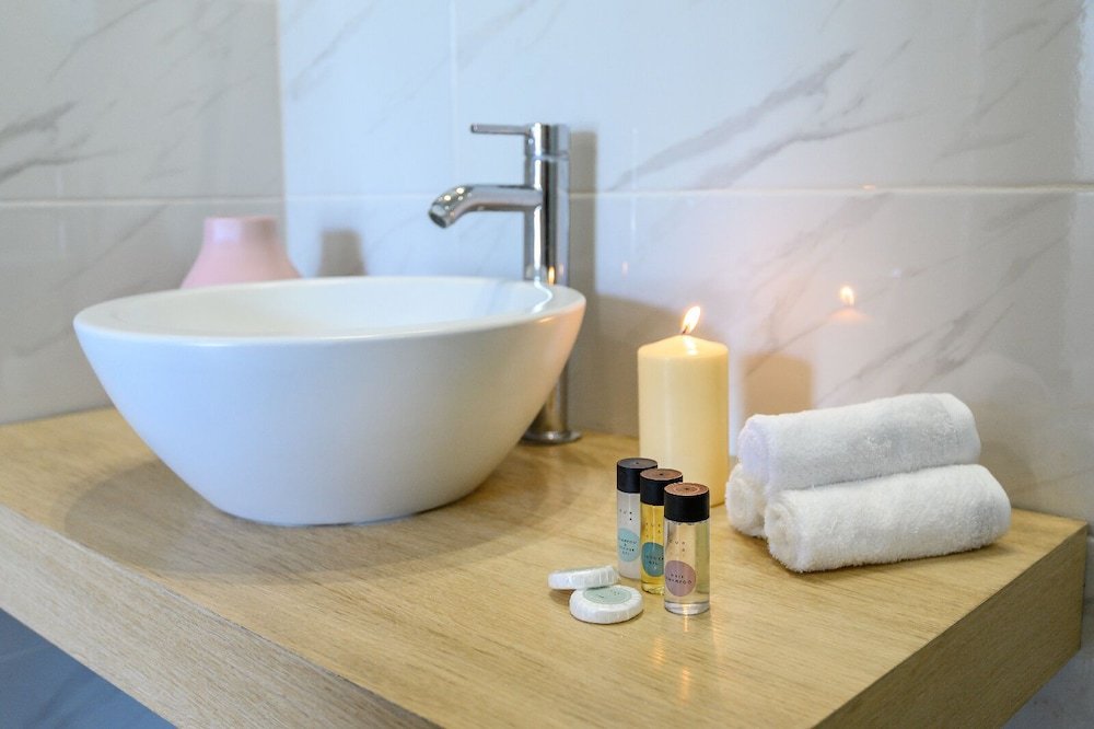 Фото Jonathan City Apartments