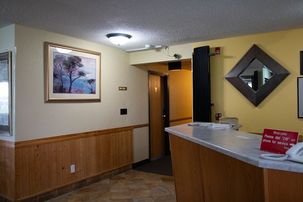 Фото East Grand Inn