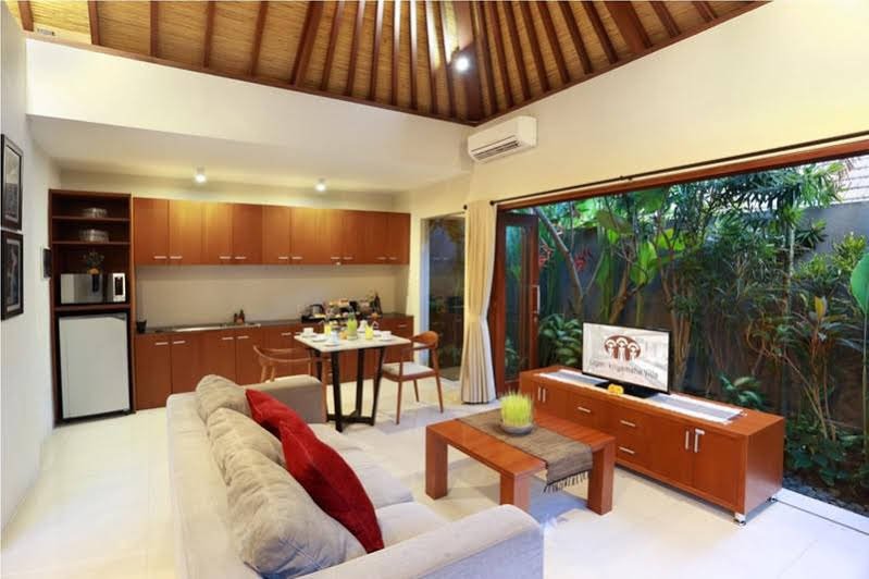 Фото Legian Kriyamaha Villa