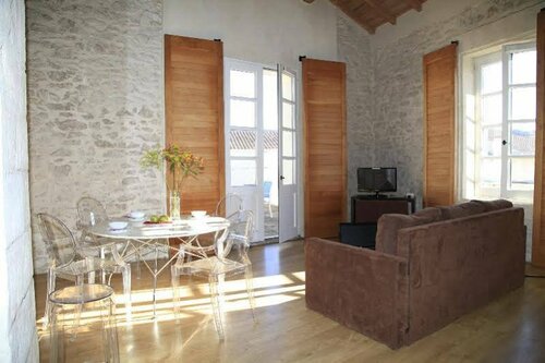 Гостиница Appart'hôtel Odalys Le Cheval Blanc в Ниме