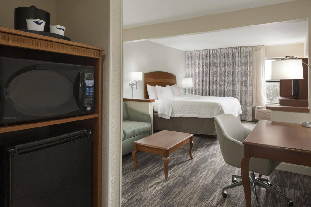 Фото Hampton Inn Findlay