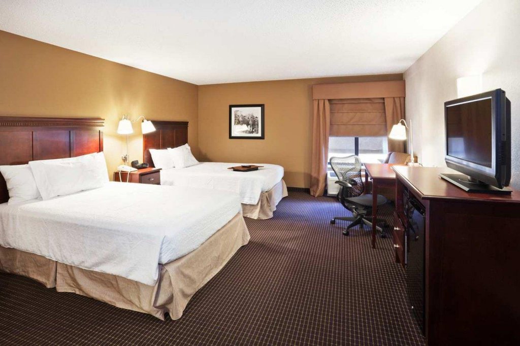 Фото Hampton Inn Sioux Falls