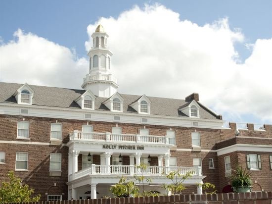 Фото Molly Pitcher Inn