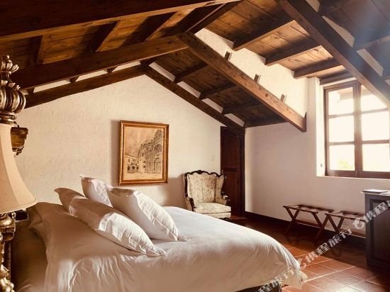 Фото Las Cruces Boutique Hotel