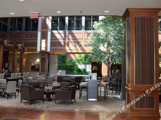 Фото The Westin Houston Downtown