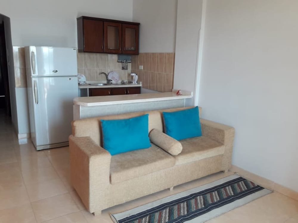 Фото Luxor Plaza House