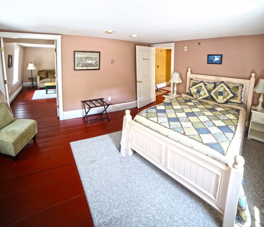 Фото The Ballard House Inn