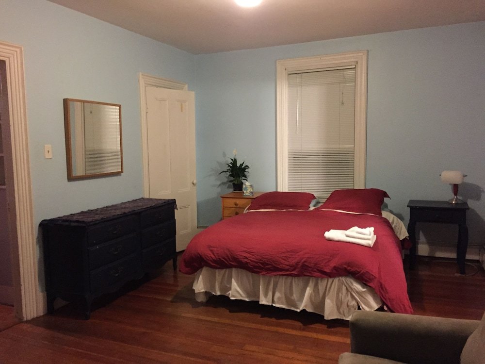 Фото The Cambridge Karma House