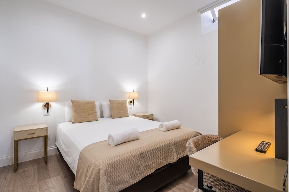 Фото Cayres Suites Surdo