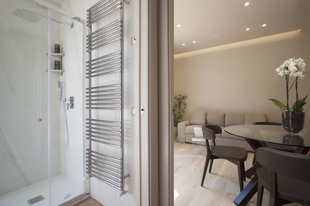 Фото Oriana Suites Verona