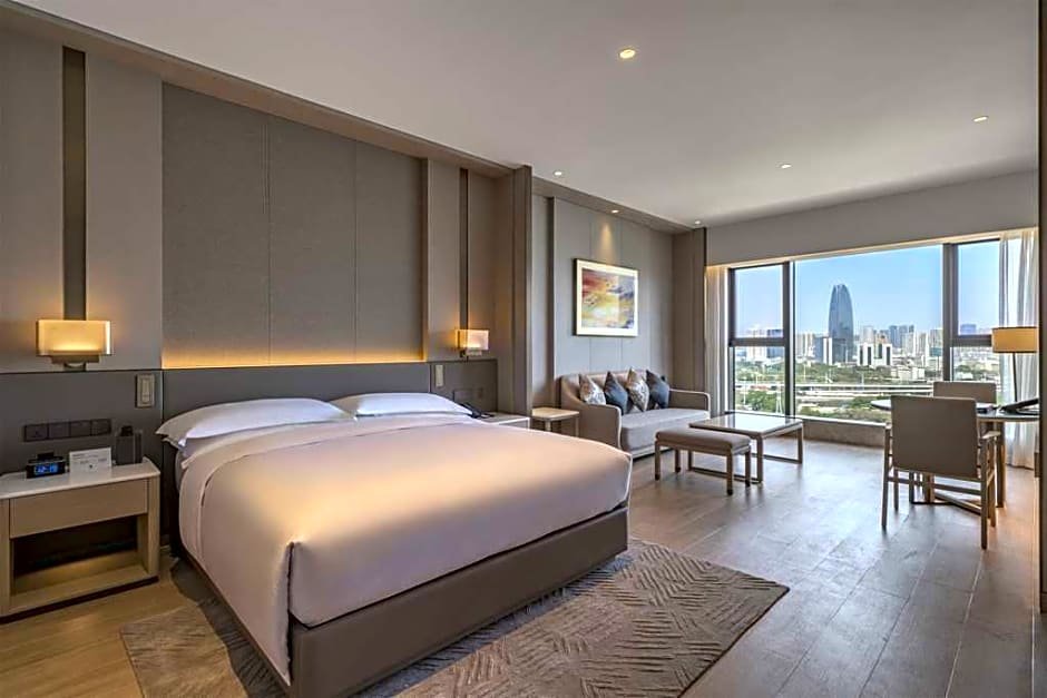 Фото DoubleTree by Hilton Shenzhen Nanshan Hotel & Residences