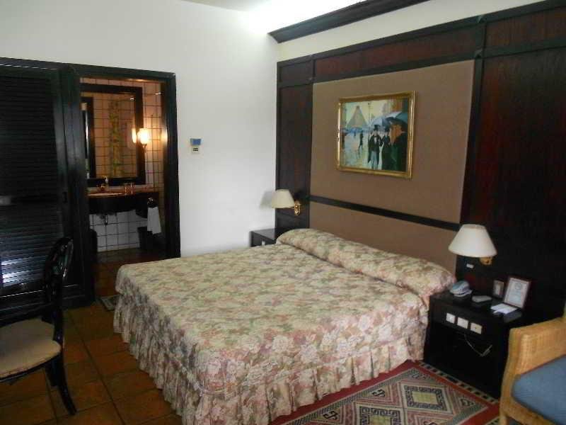 Фото Blue Water Dalat Hotel