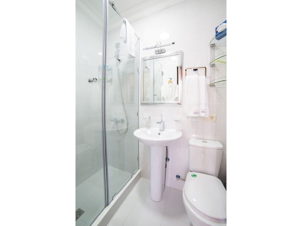 Фото Hotel 14th Floor