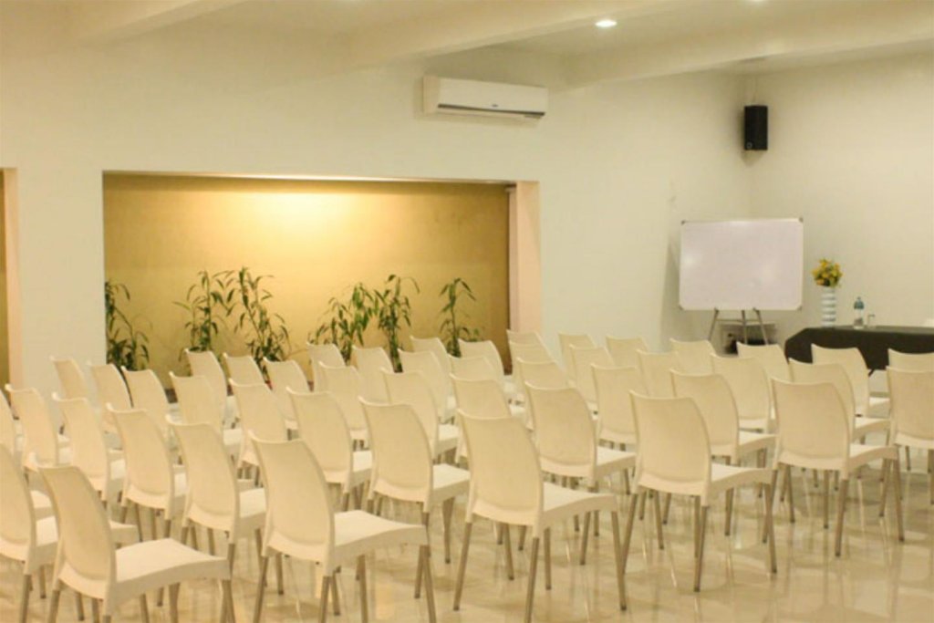 Фото Hotel Maratha Regency