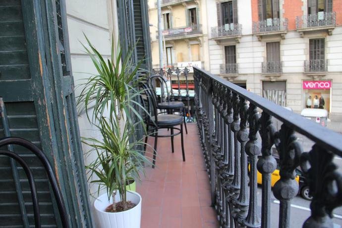 Фото Sleep Green - Certified Eco Youth Hostel Barcelona