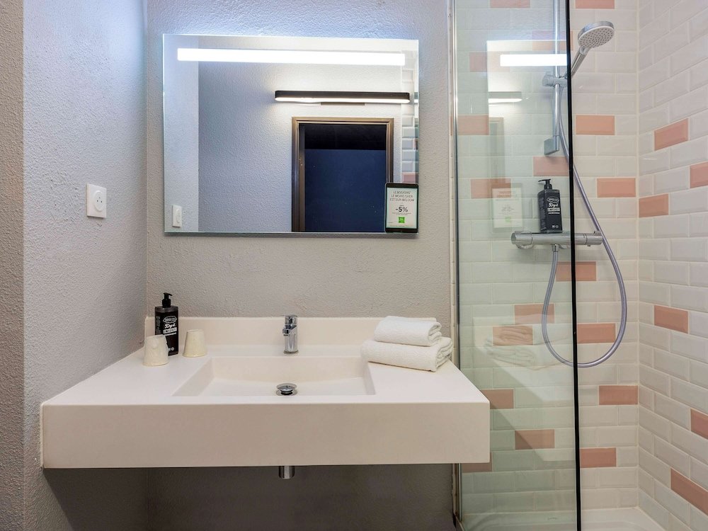 Фото ibis Styles Toulouse Centre Canal du Midi