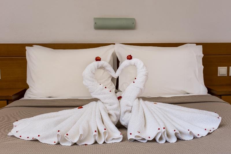 Фото Asterias Village Resort