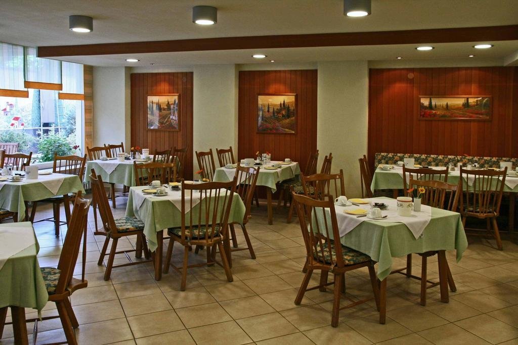 Фото Central Hotel Garni